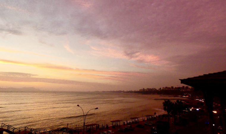Lima_peru_sunset_coast